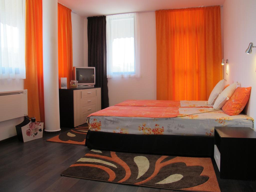 Guest House & Bistro Lefterova Котел Екстериор снимка