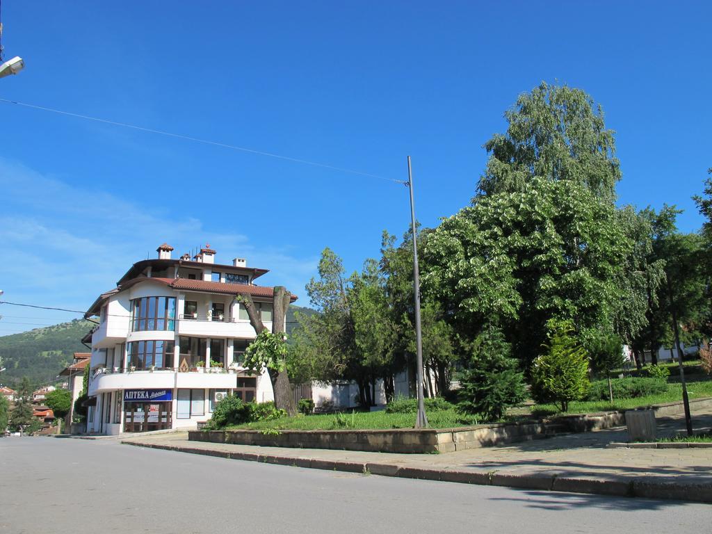 Guest House & Bistro Lefterova Котел Екстериор снимка