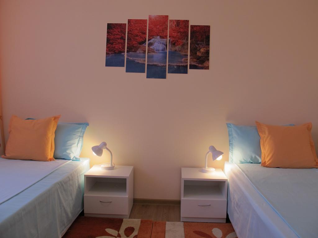 Guest House & Bistro Lefterova Котел Екстериор снимка