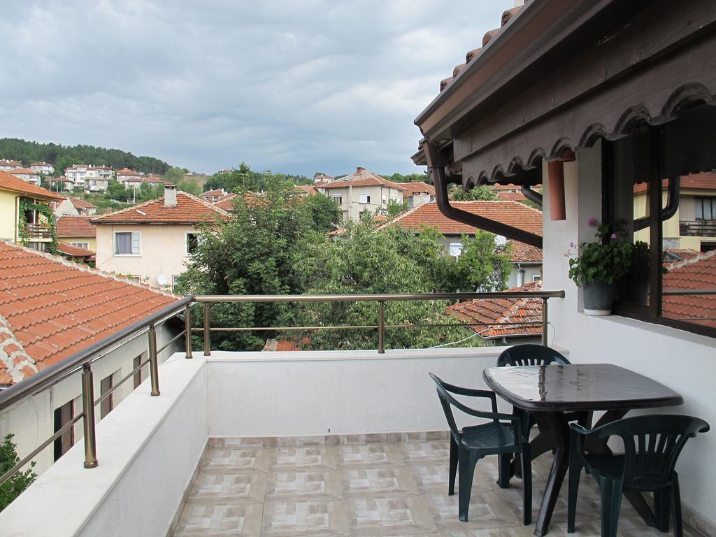 Guest House & Bistro Lefterova Котел Екстериор снимка